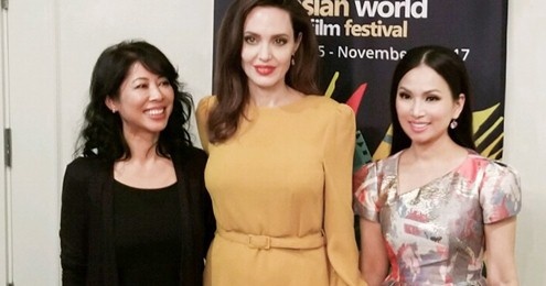Em gai Cam Ly gap rieng Angelina Jolie o Lien hoan phim tai My hinh anh
