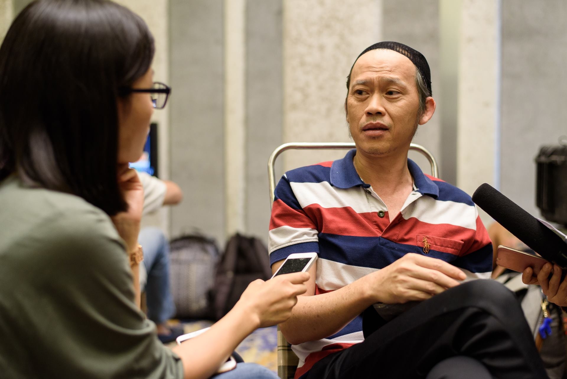 Một ngày của Hoài Linh trên phim trường ảnh 10 Mot ngay cua Hoai Linh tren phim truong anh 10