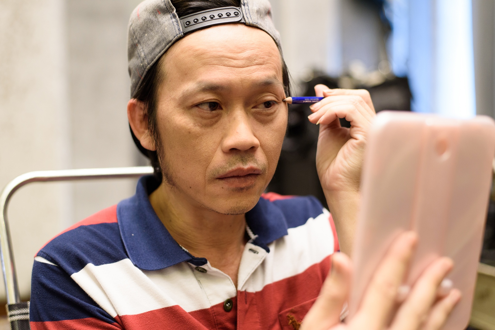 Một ngày của Hoài Linh trên phim trường ảnh 1 Mot ngay cua Hoai Linh tren phim truong anh 1