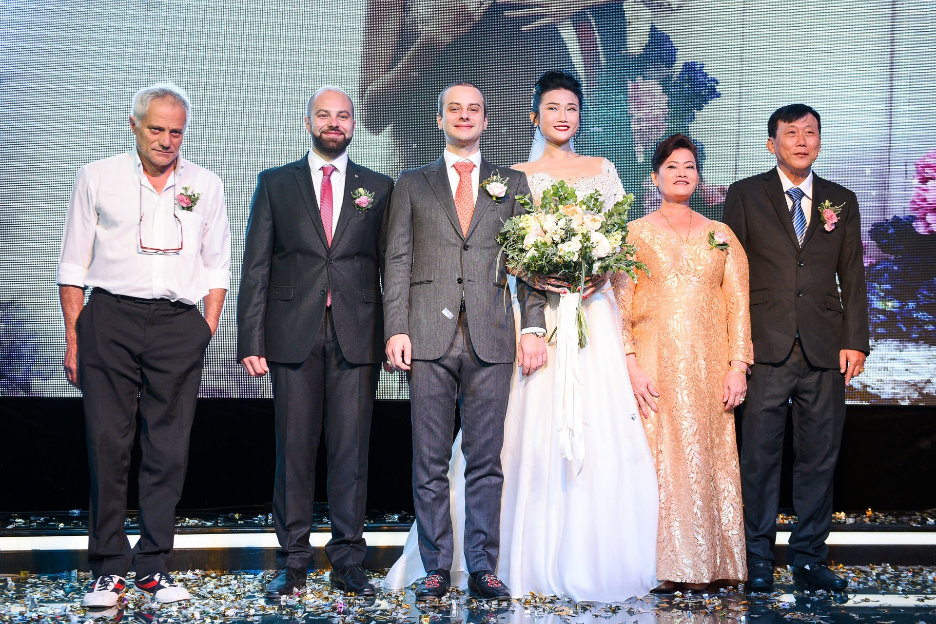 Vợ chồng Lê Thúy dự đám cưới Kha Mỹ Vân ảnh 12 Vo chong Le Thuy du dam cuoi Kha My Van anh 12