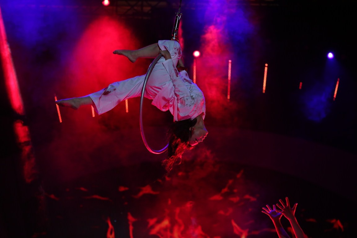 Quan quan Buoc nhay ngan can mua 3 anh 2