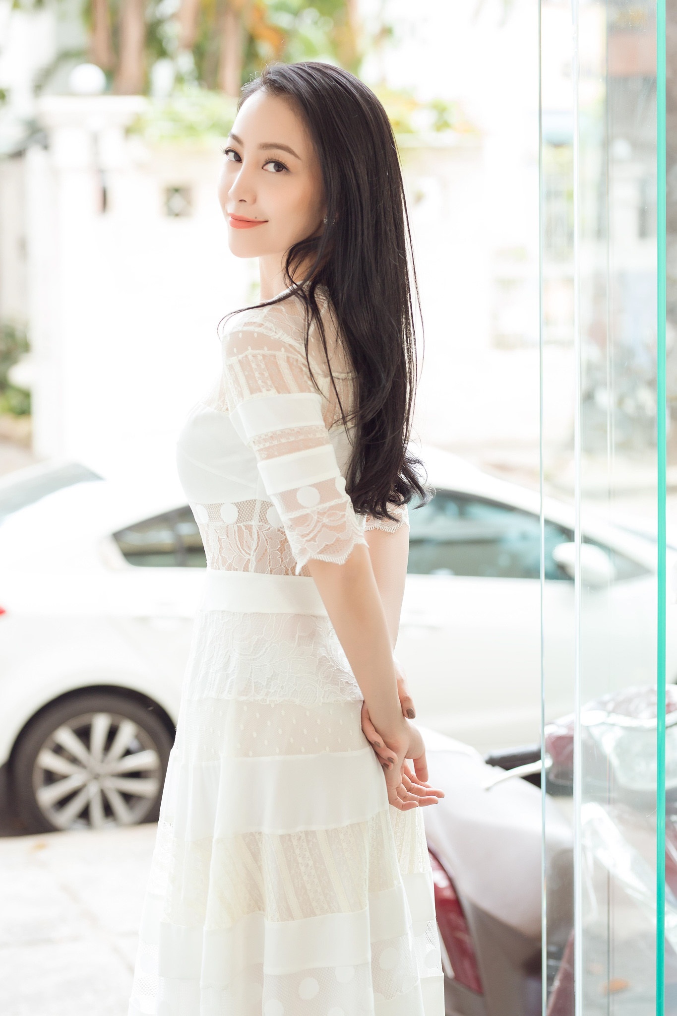 Cuoc song va tinh duyen lan dan cua Linh Nga anh 3