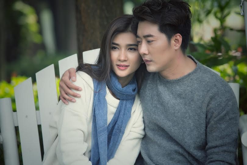 Khoi Tran cau hon Kim Tuyen trong MV anh 2