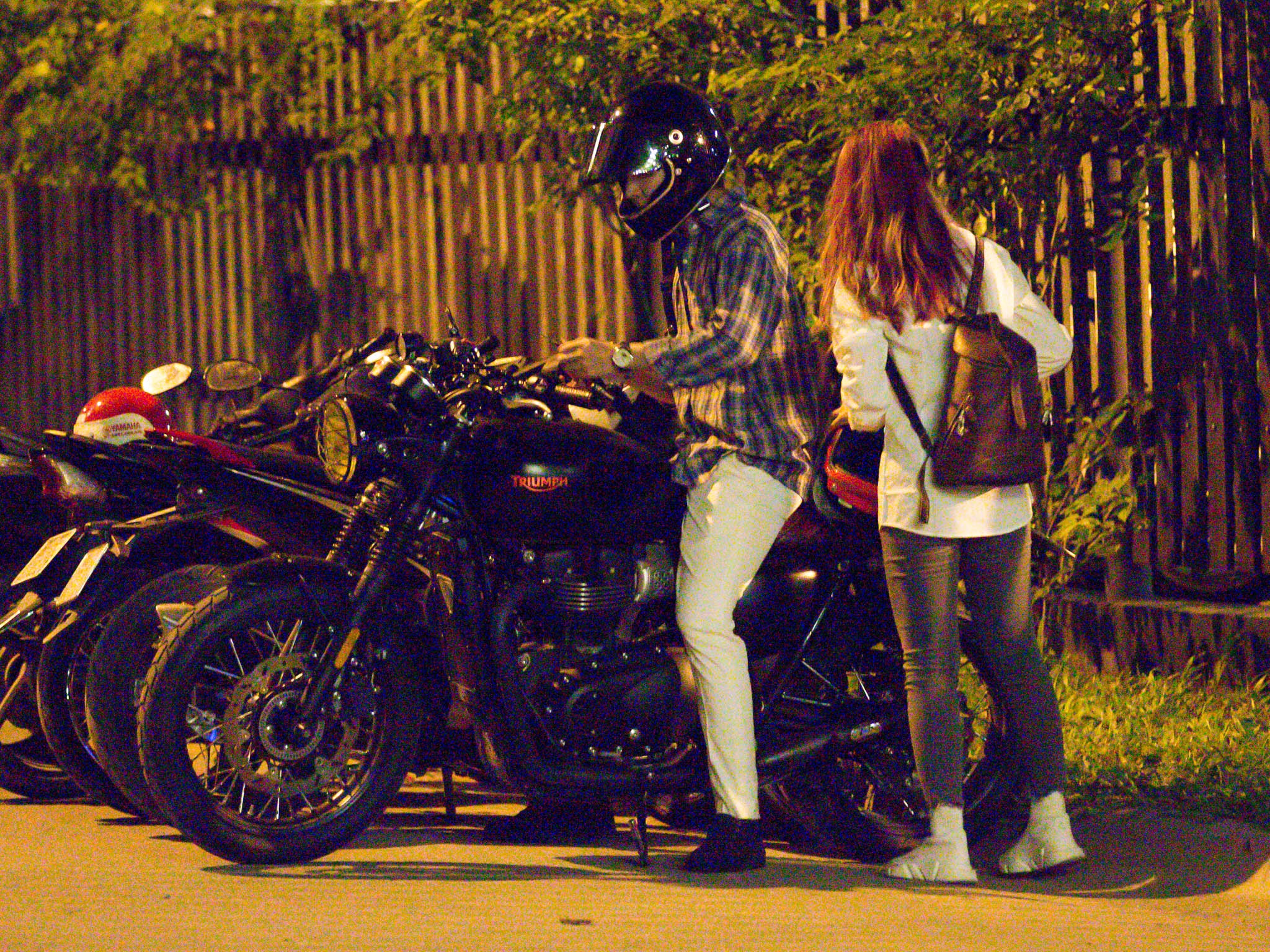 Kelvin Khanh cho Khoi My ve nha bang mo to anh 4