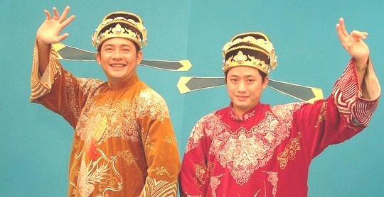 Tan Beo lan dau tiet lo ve mau thuan voi em trai Tan Bo hinh anh