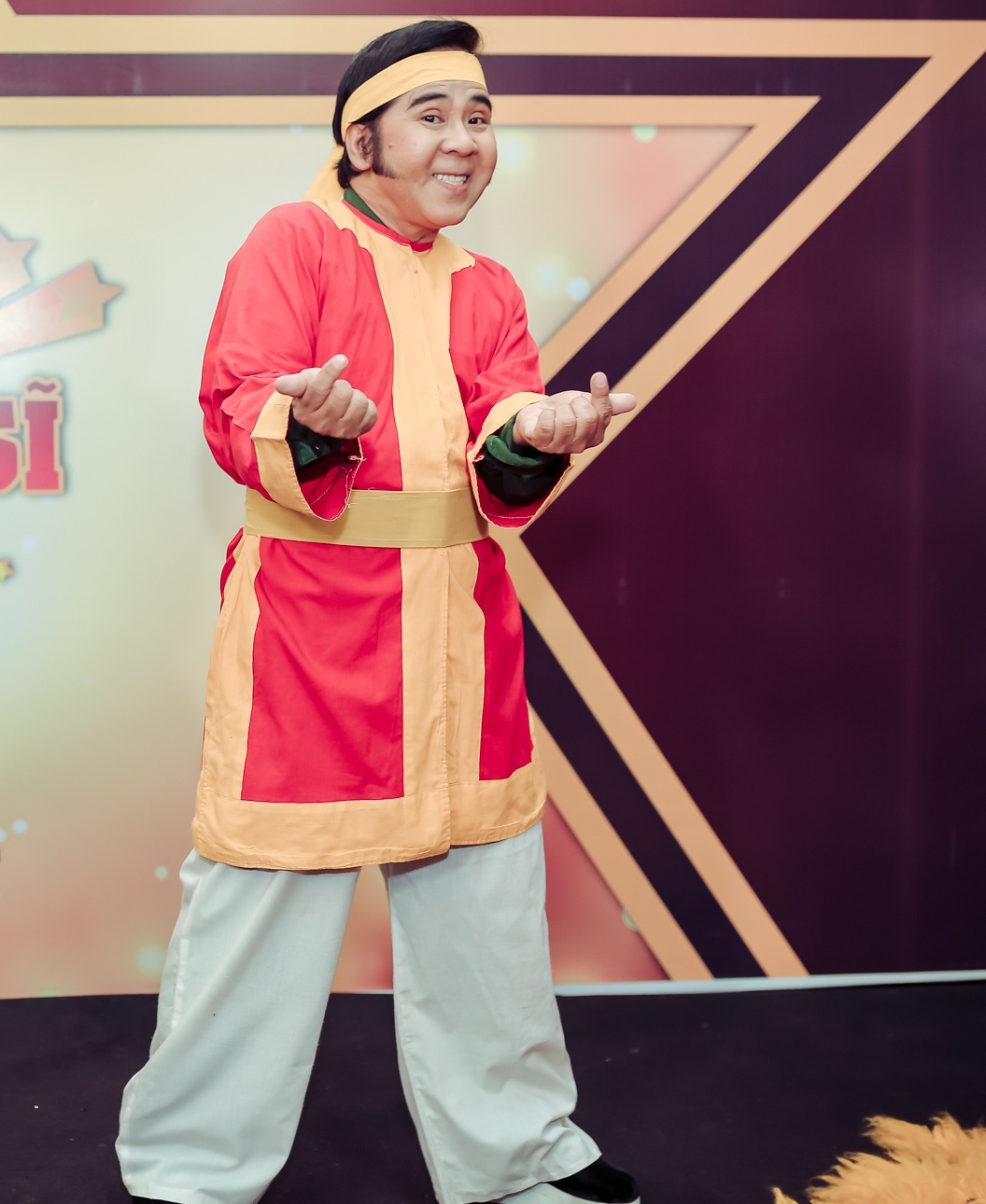 Bạch Long dang dở với 4 mối tình ảnh 1 Bach Long dang do voi 4 moi tinh anh 1