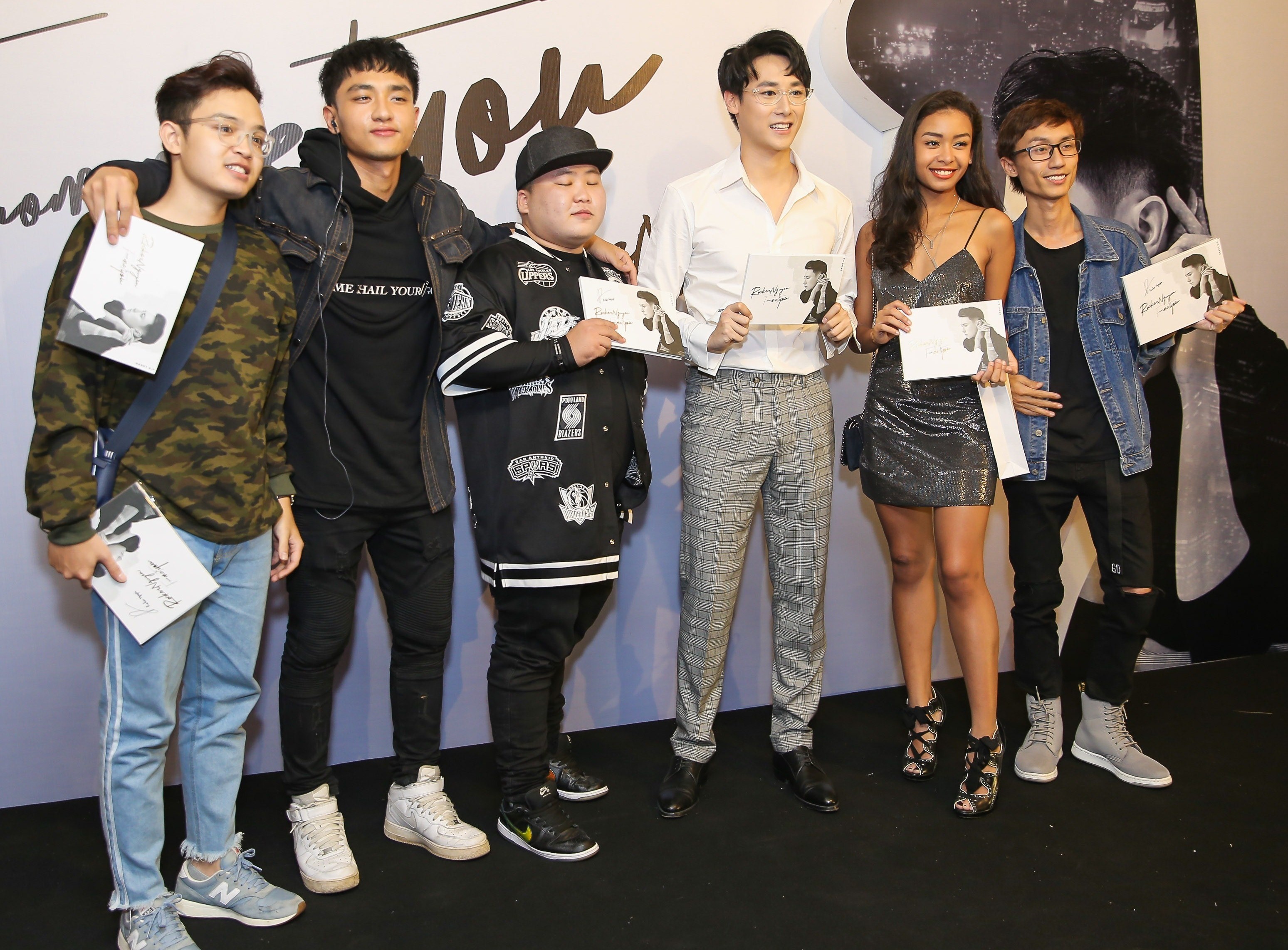 Rocker Nguyen to chuc showcase anh 1