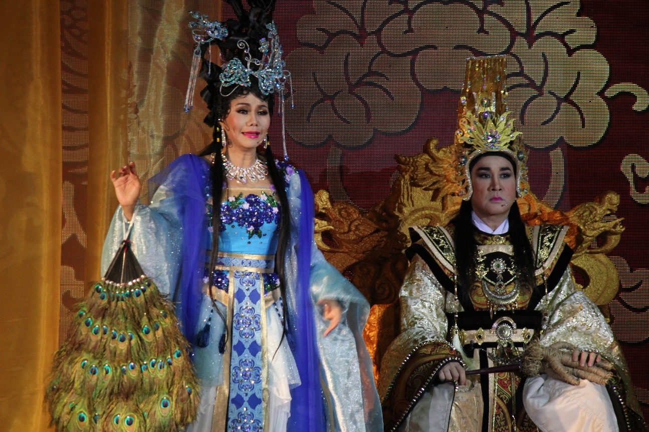 Ngoc Huyen tai hop Kim Tu Long anh 2