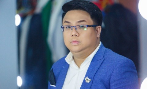 Gia Bao: Toi sai khi chua xin phep NSND Huynh Nga lam vo 'Doi co Luu' hinh anh