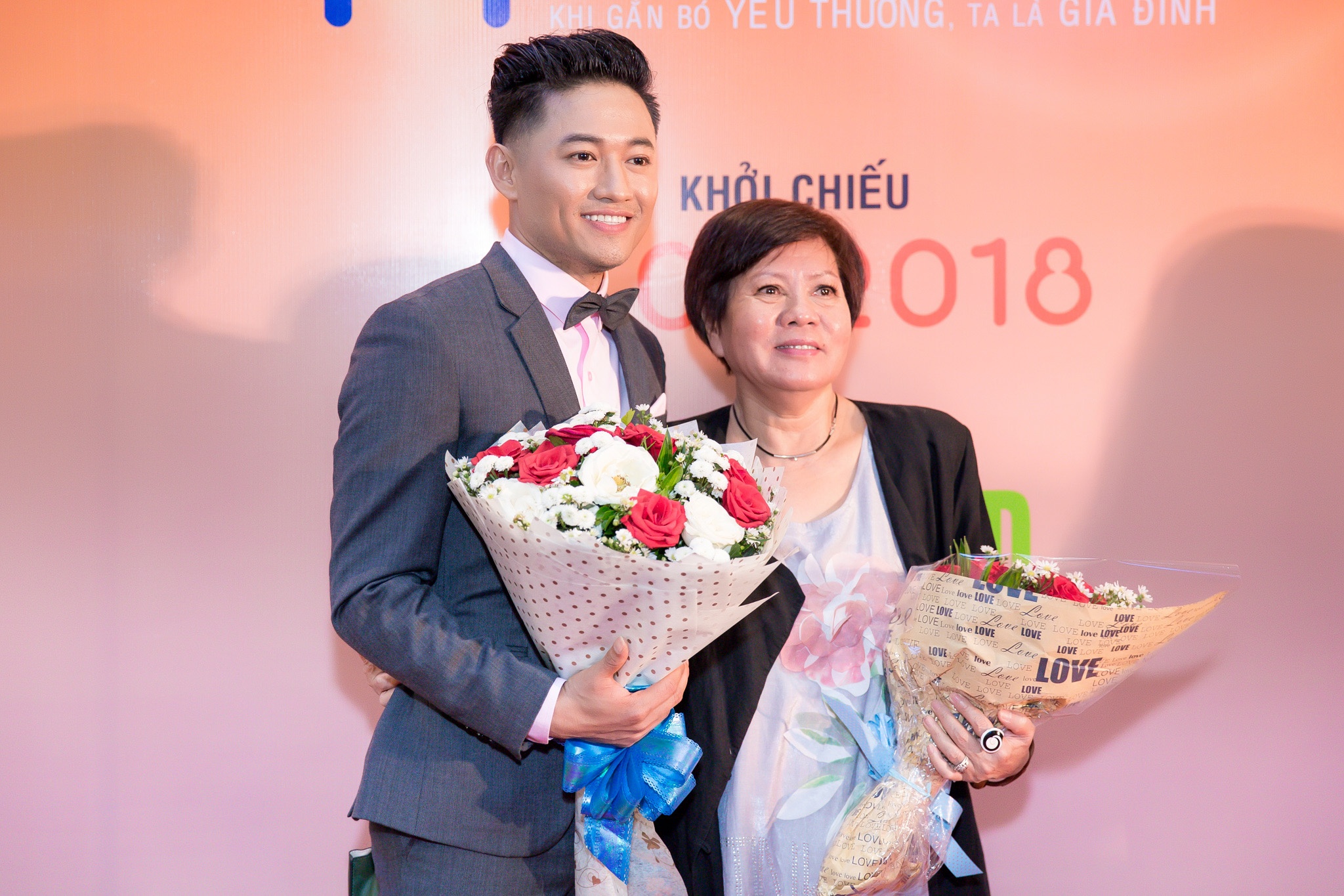 Quý Bình bỡ ngỡ khi làm bố đơn thân ảnh 2 Quy Binh bo ngo khi lam bo don than anh 2