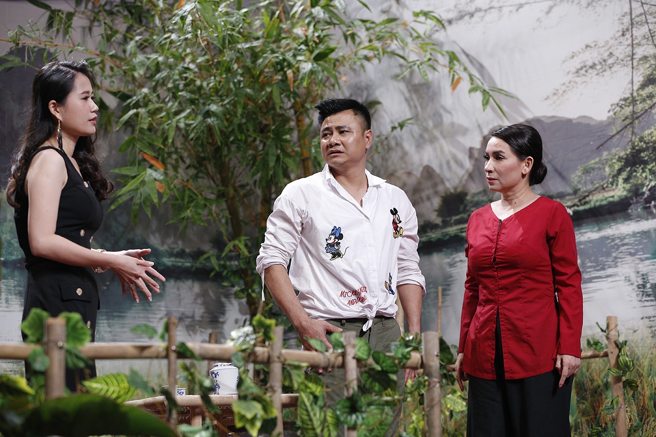 Hoai Linh ke chuyen Phi Nhung xin ba me de cuoi minh hinh anh