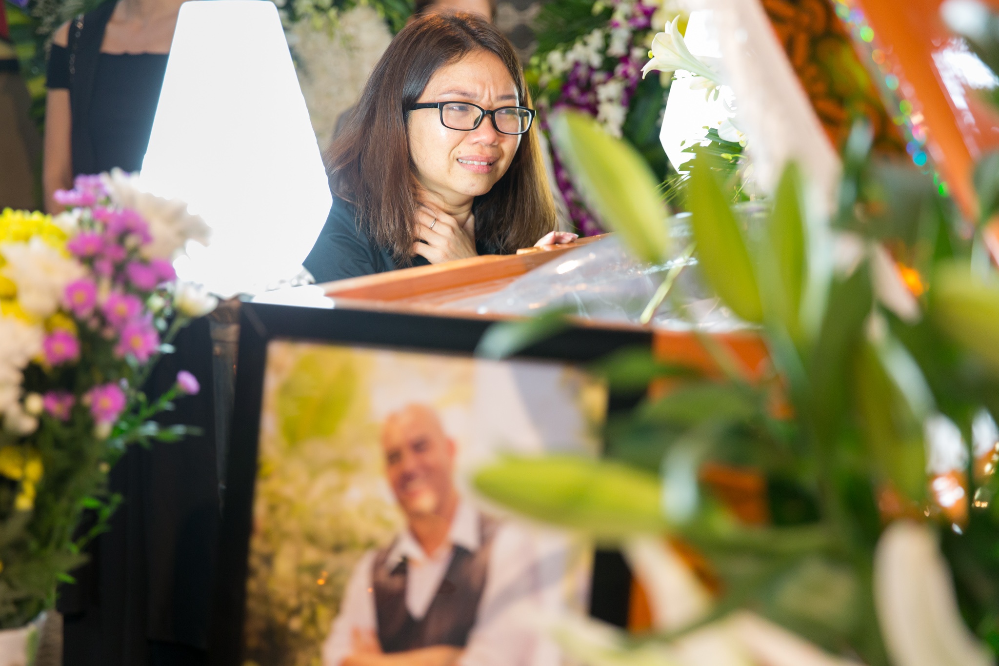 Victor Vu, Kathy Uyen nghen ngao dua tien dao dien Stephane Gauger hinh anh