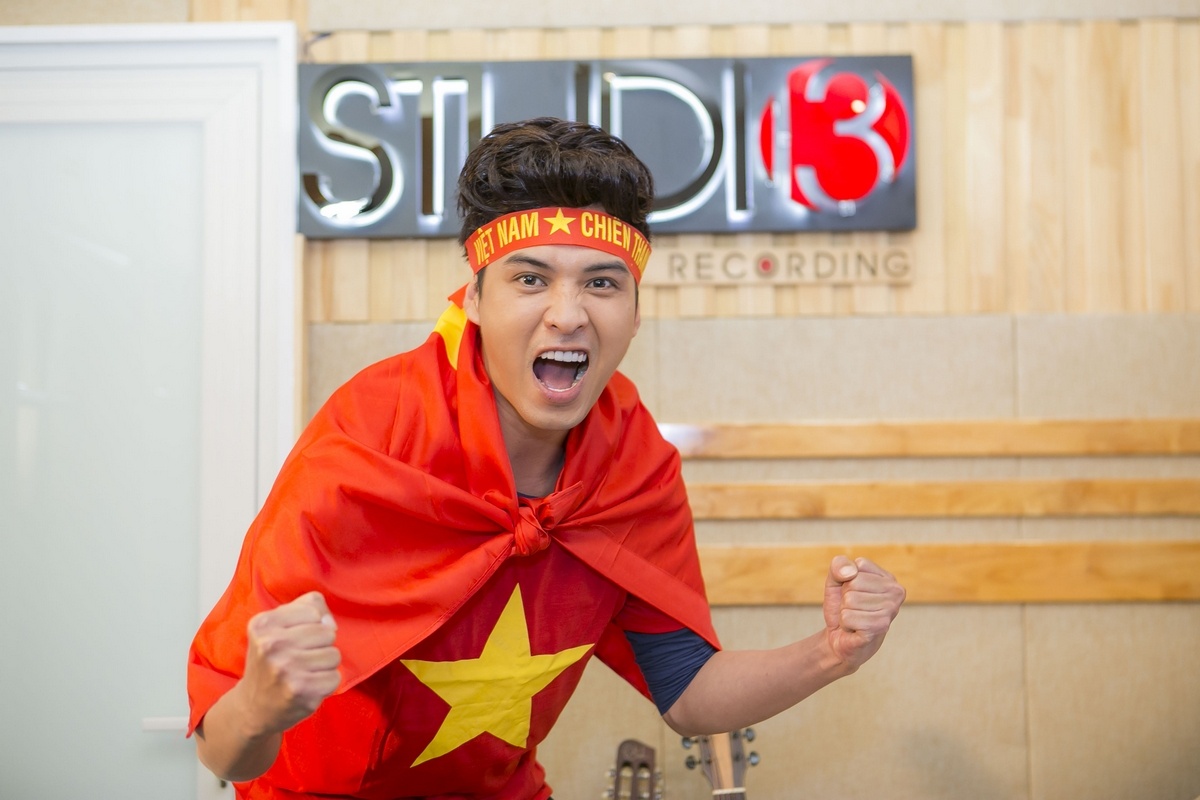 22 ca sĩ hát cổ vũ U23 Việt Nam ảnh 2 22 ca si hat co vu U23 Viet Nam anh 2