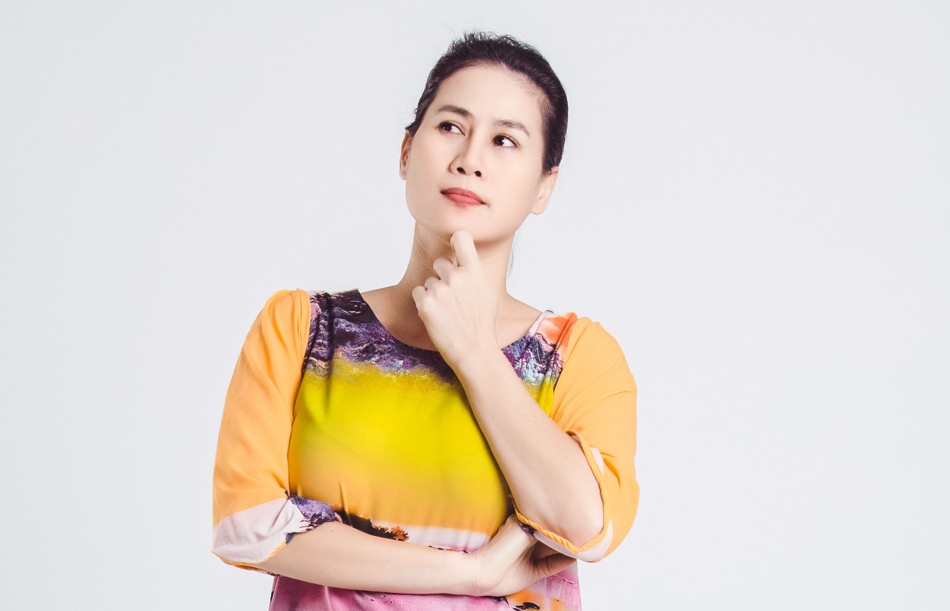 Than Thuy Ha Hoai Linh dich ton doc dac anh 2