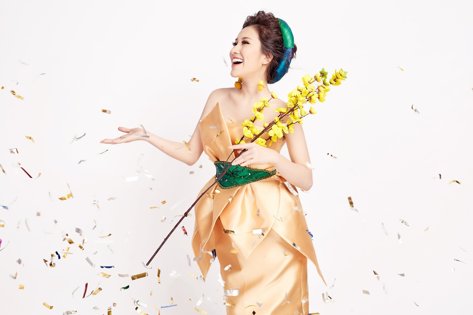 To My doi dau voi  Phi Nhung anh 1