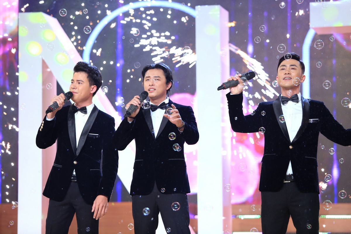 Mạnh Nguyên quán quân Solo cùng Bolero ảnh 2 Manh Nguyen quan quan Solo cung Bolero anh 2