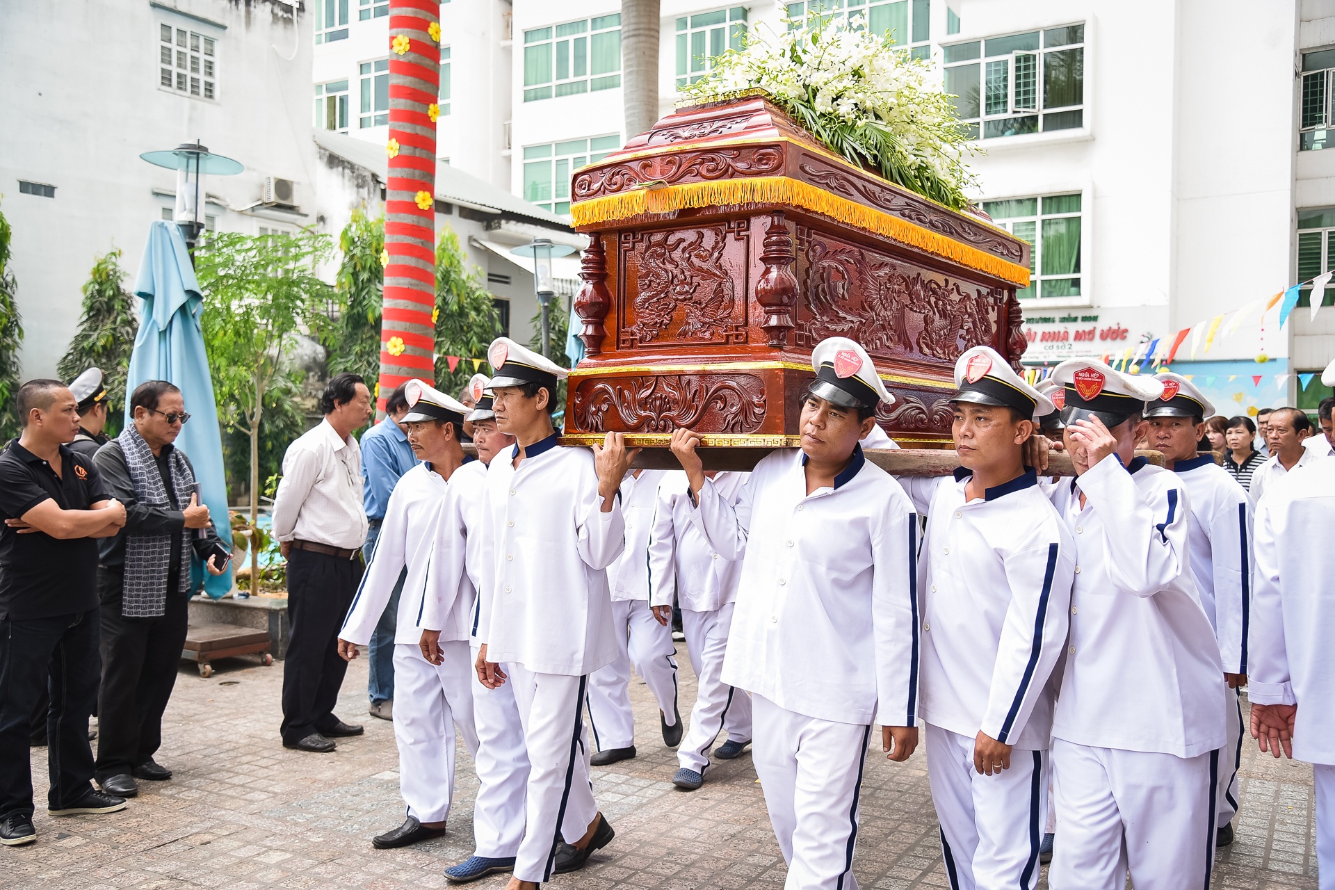 Dam tang dien vien Nguyen Hau anh 10