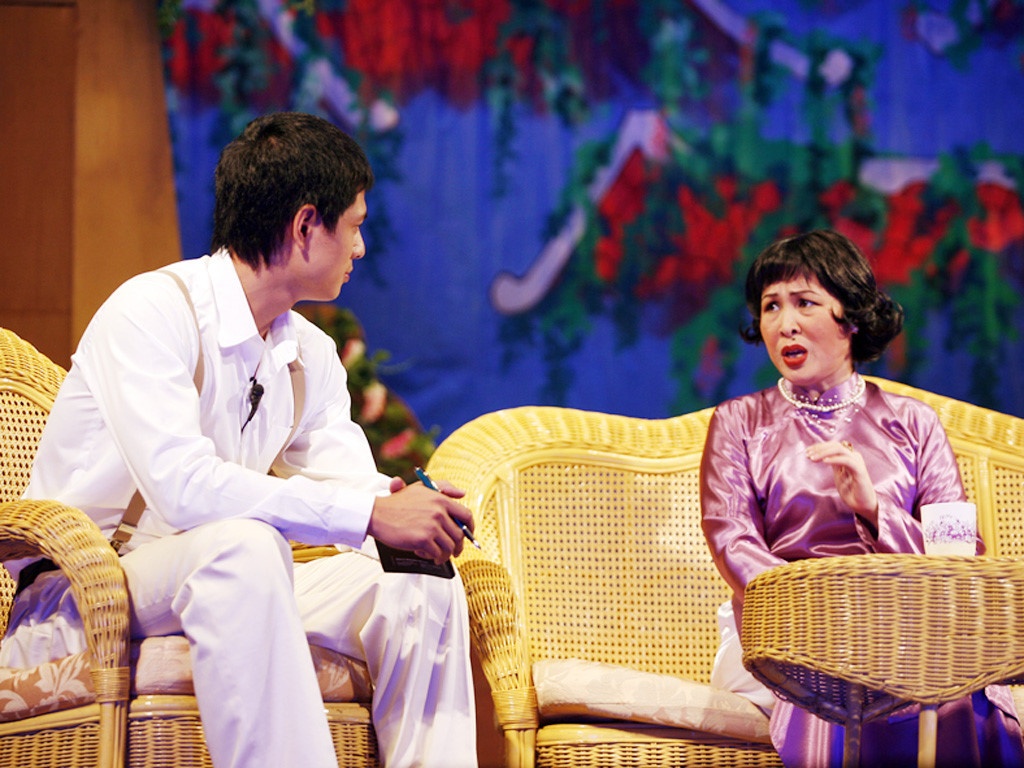 NSND Hồng Vân đóng cửa sân khấu Super Bowl ảnh 1 NSND Hong Van dong cua san khau Super Bowl anh 1