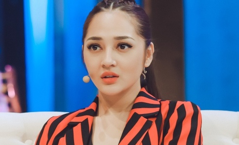 Bao Anh: 'Bo me chia tay vi nguoi thu ba nen toi can trong khi yeu' hinh anh