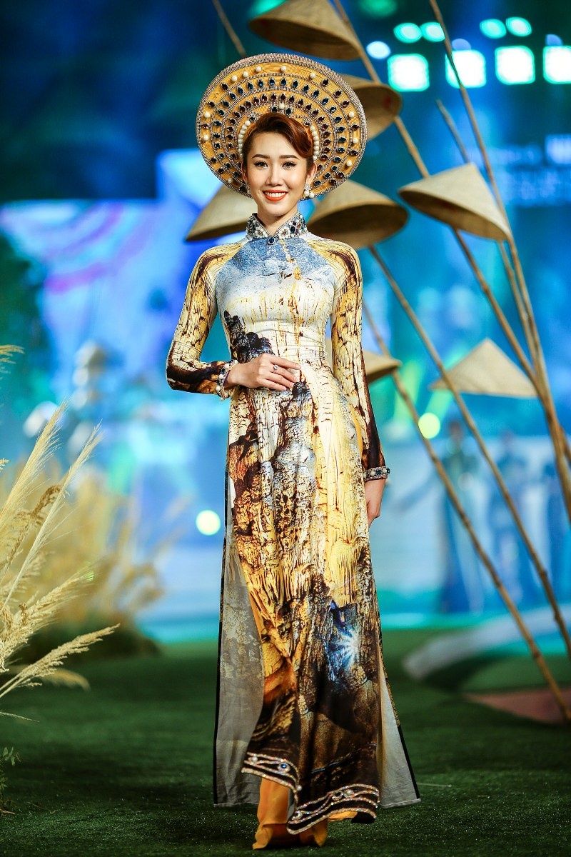 Khai mac Le hoi ao dai TP.HCM anh 8