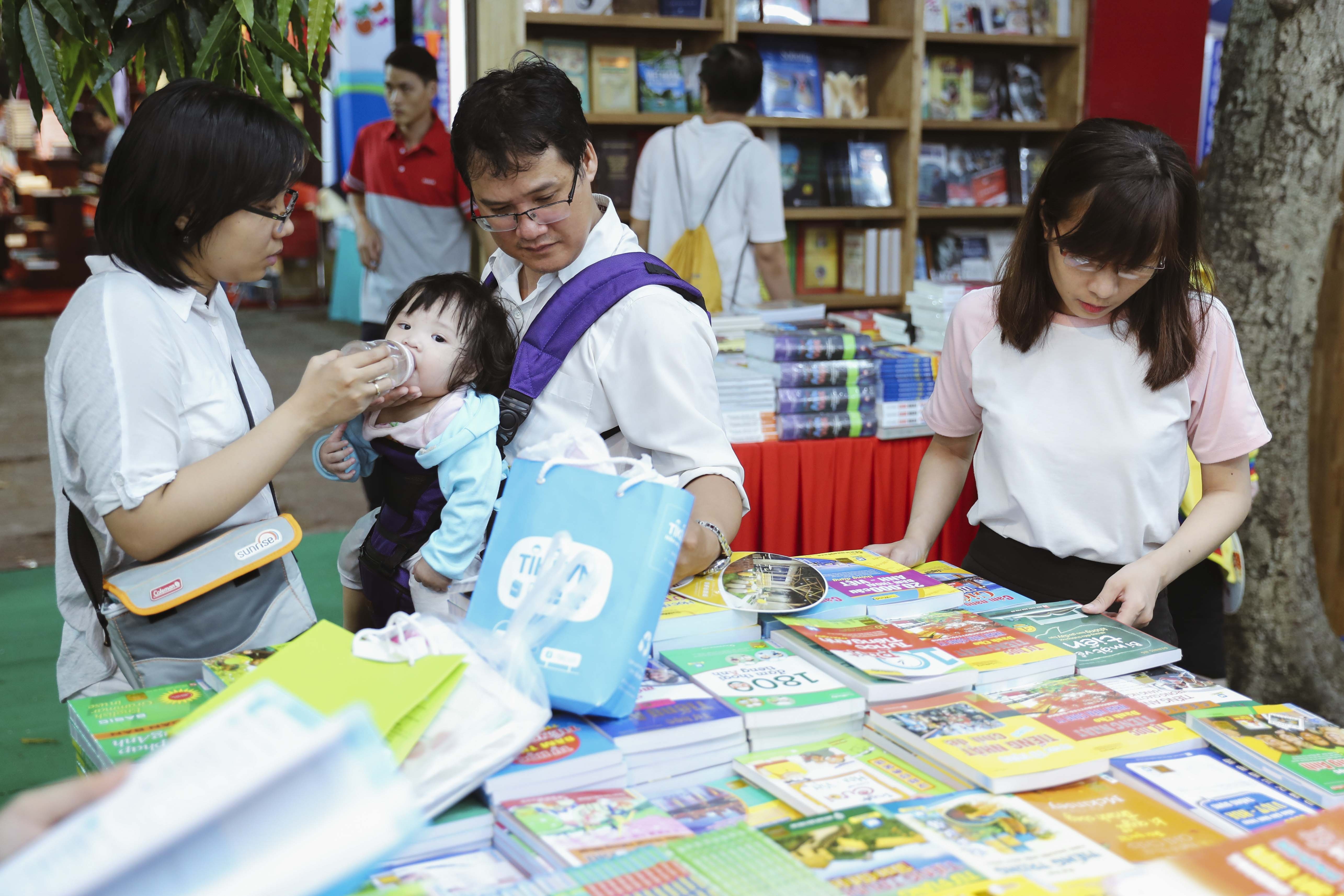 Khai mac hoi sach TP.HCM anh 6