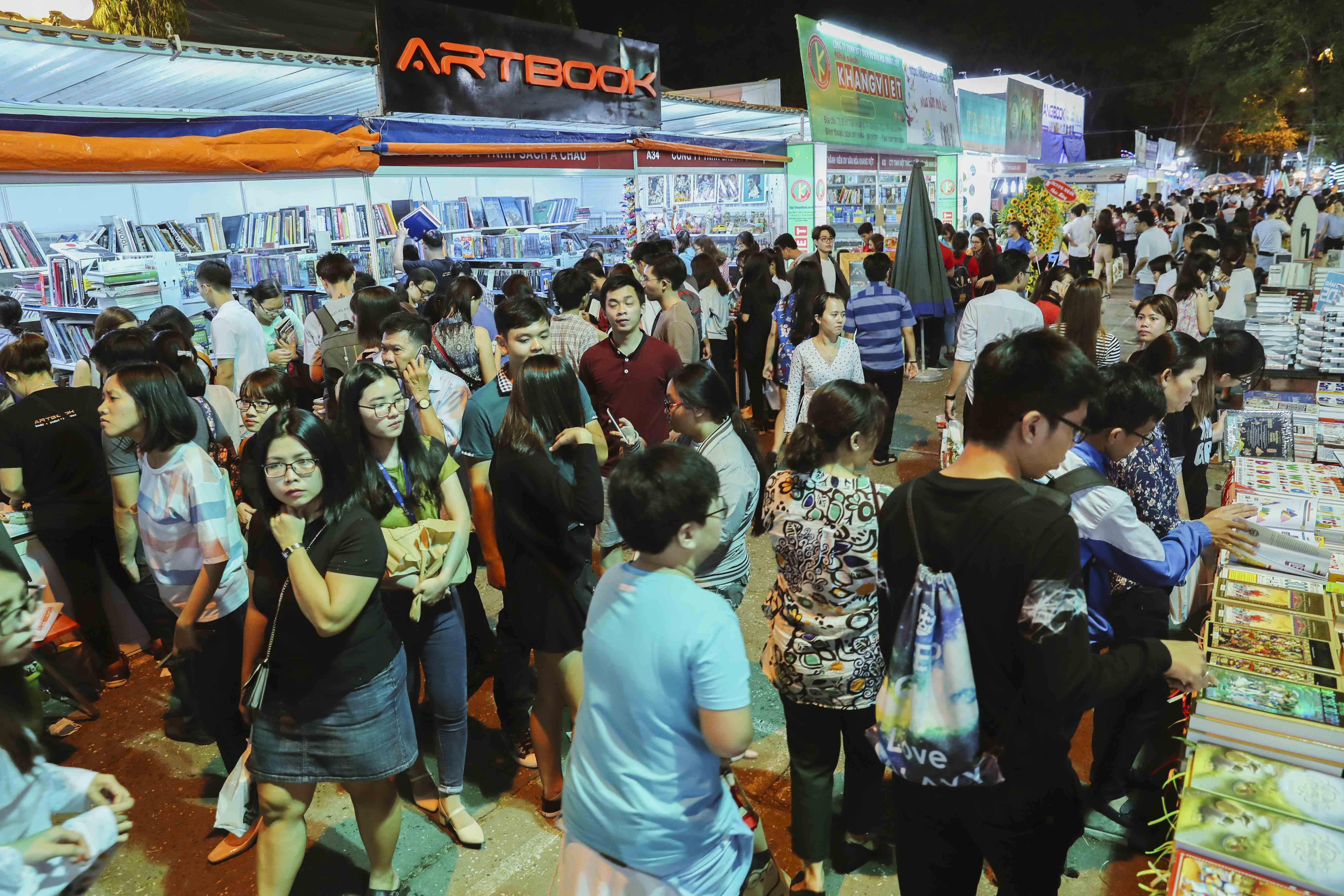 Khai mac hoi sach TP.HCM anh 3