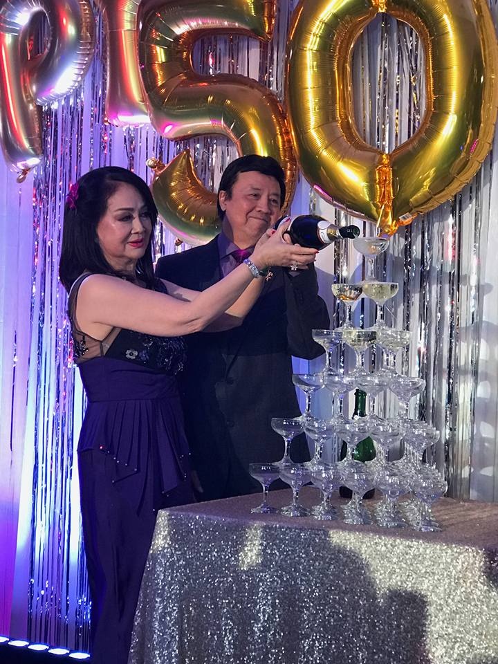 Đám cưới vàng của danh hài Bảo Quốc ảnh 1 Dam cuoi vang cua danh hai Bao Quoc anh 1