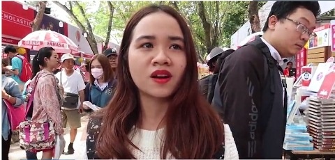 Gioi tre chon mua sach gi o Hoi sach TP.HCM 2018? hinh anh