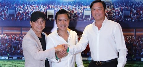 Danh thu Hong Son va Huynh Duc dong phim ve bong da hinh anh