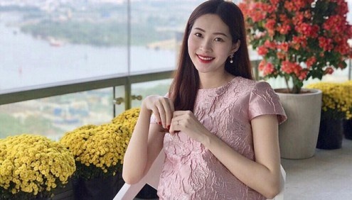 Hoa hau Dang Thu Thao da sinh con gai dau long hinh anh