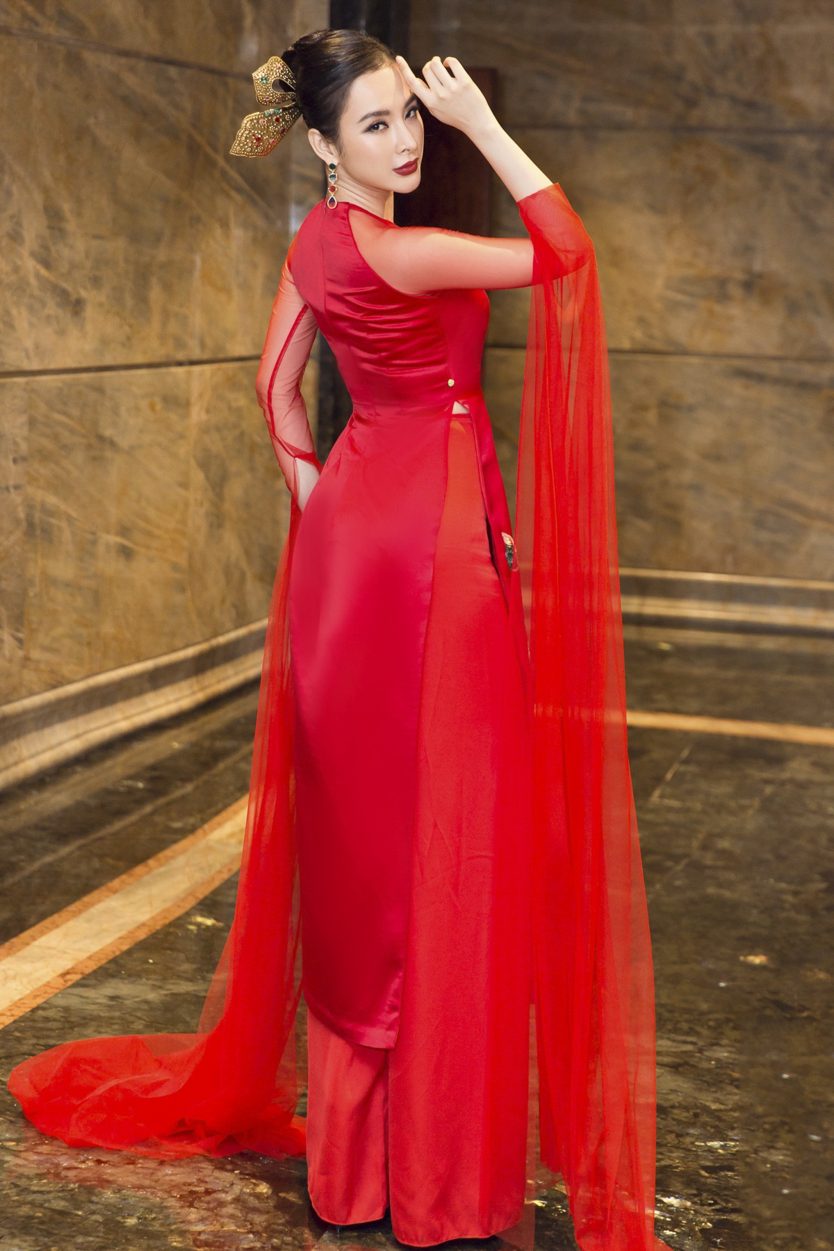 Angela Phuong Trinh le hoi ao dai anh 2