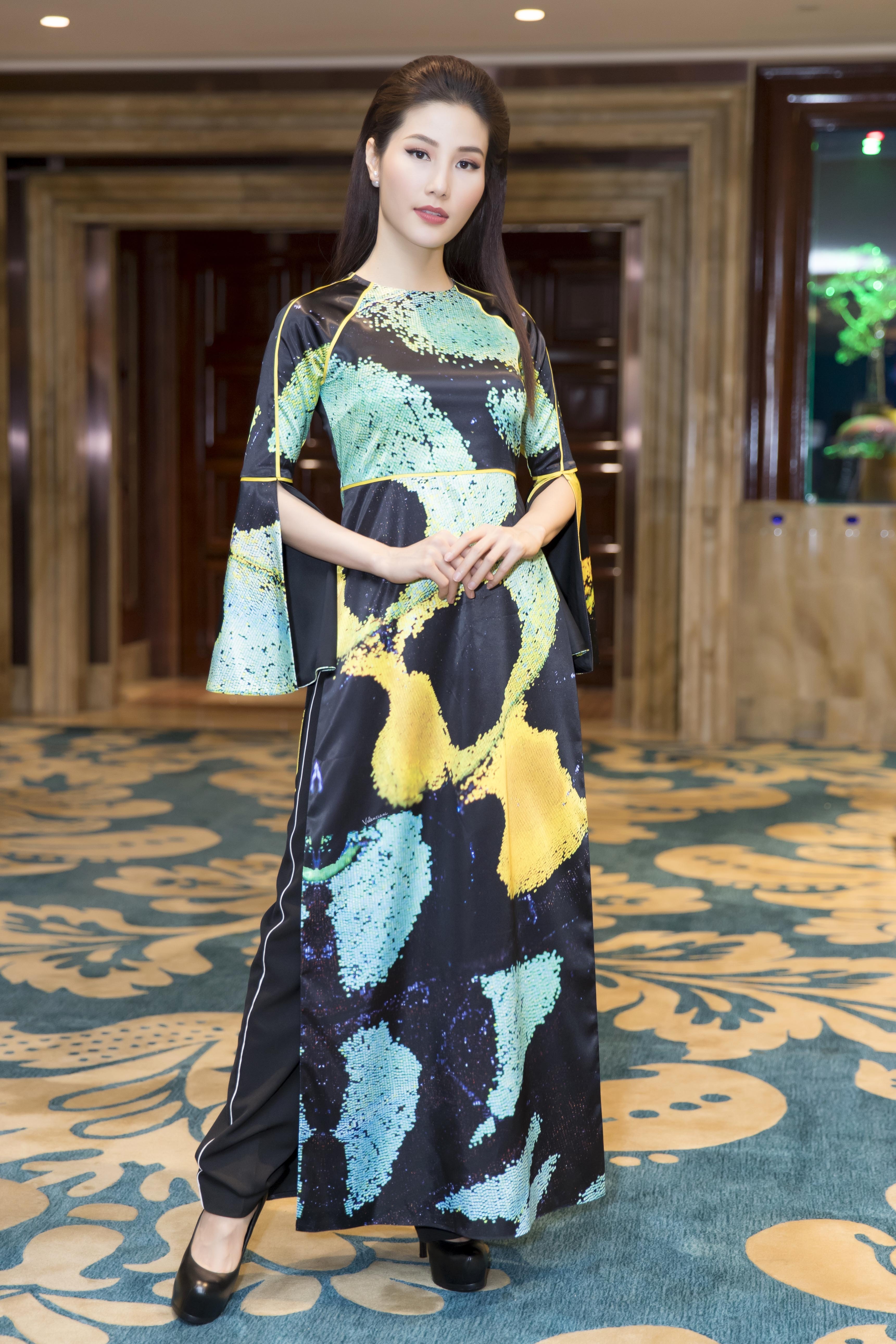 Angela Phuong Trinh le hoi ao dai anh 5