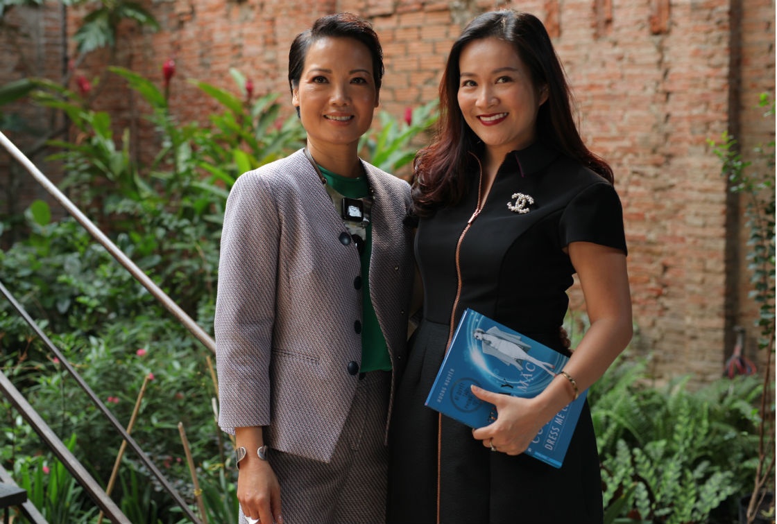 Ra mắt sách Thay cách mặc đổi cuộc đời ảnh 1 Ra mat sach Thay cach mac doi cuoc doi anh 1