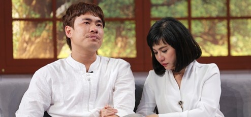 Dien vien Kieu Minh Tuan bat khoc khi noi ve mong muon co con hinh anh