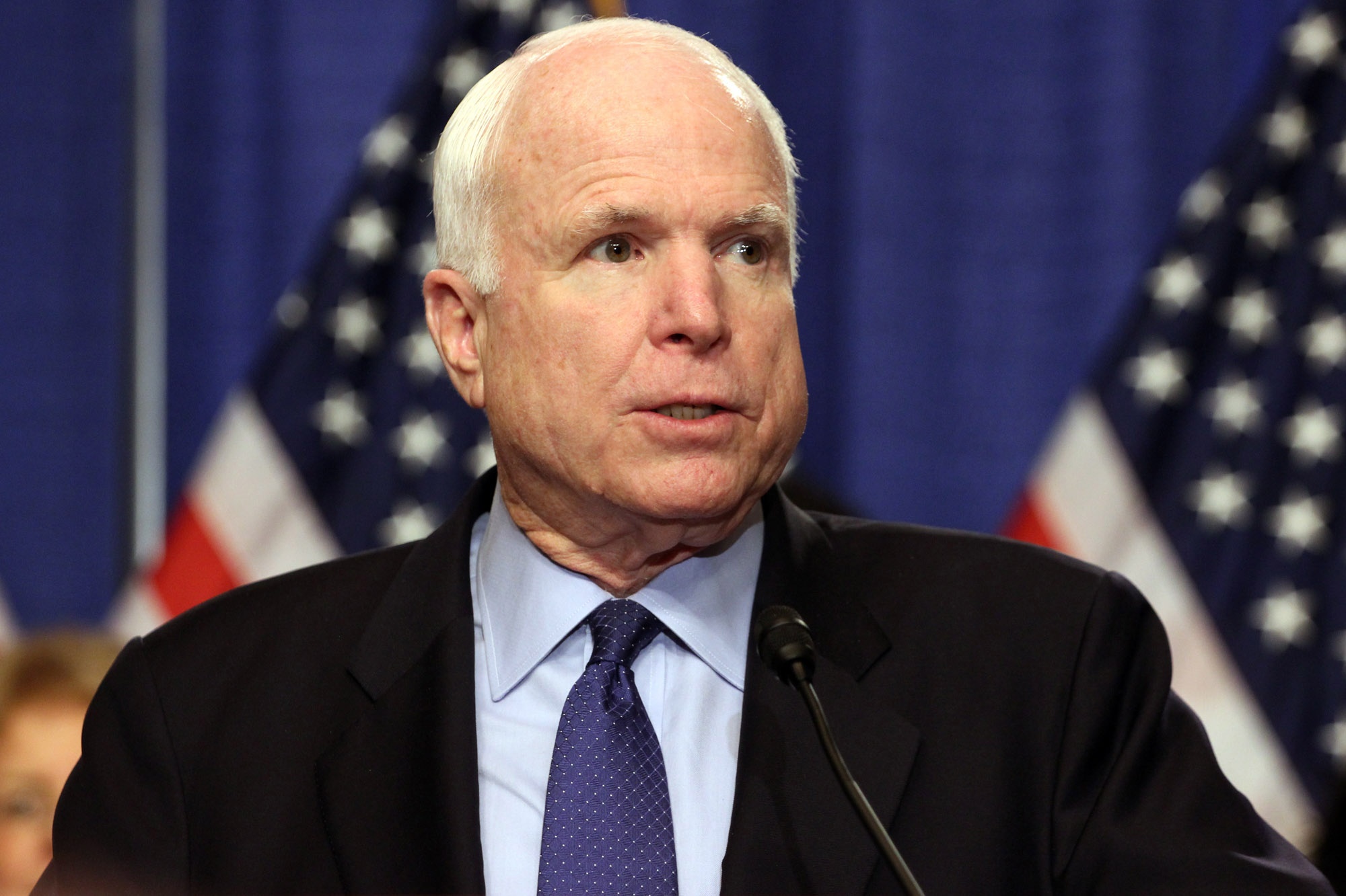 Thuong nghi si John McCain anh 1
