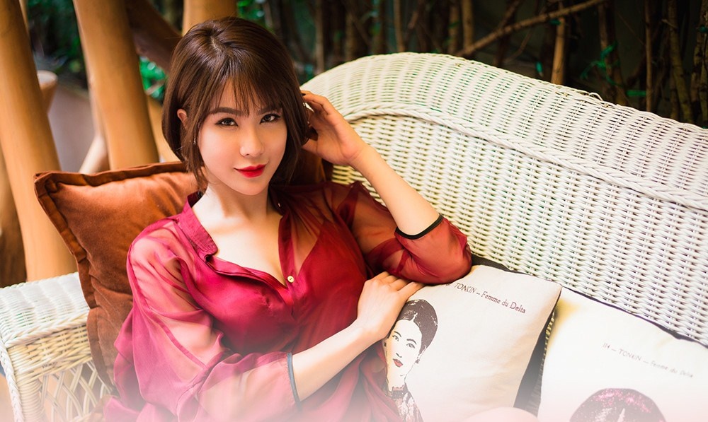 Diep Lam Anh cuoi ban trai thieu gia kem tuoi anh 1