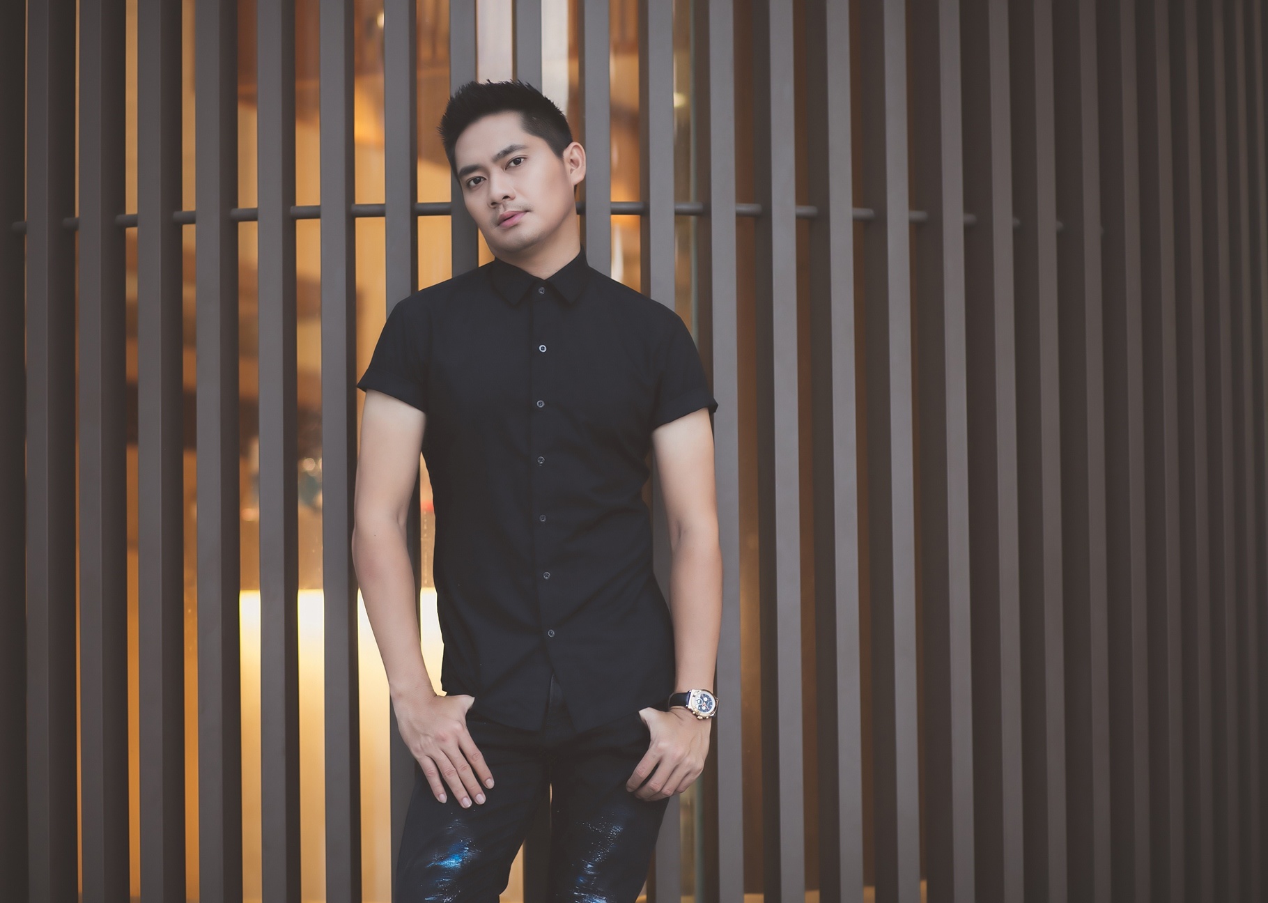 Minh Luan 2 phan pha san trang tay anh 1