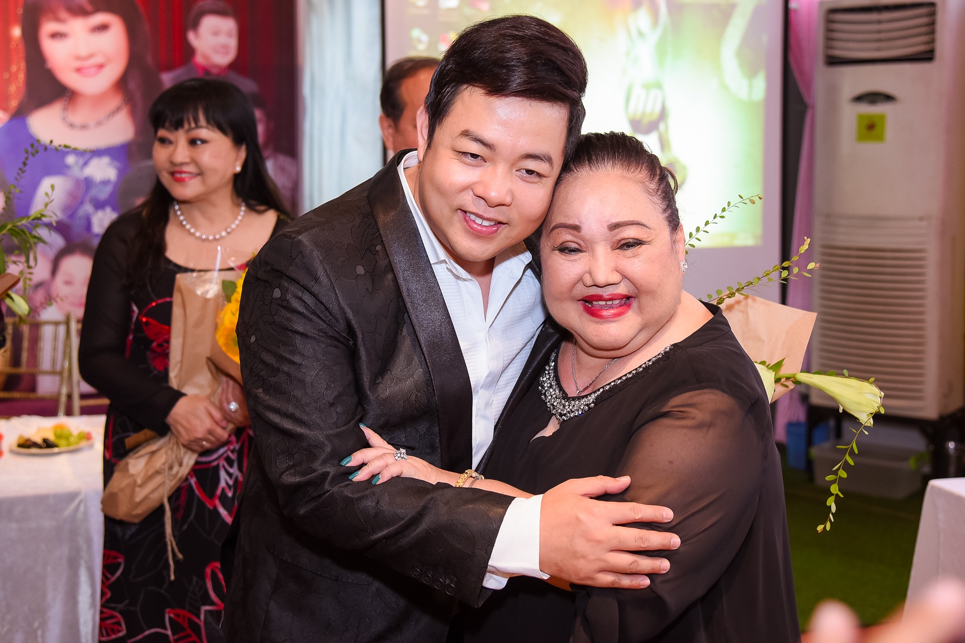 Huong Lan lam live show 4 ty dong anh 5