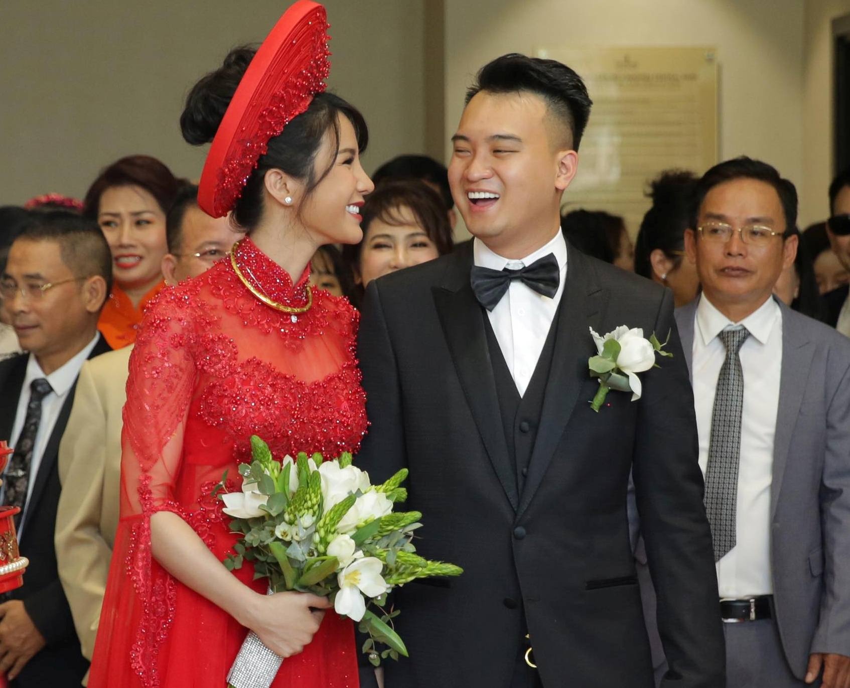 Diep Lam Anh lo bung lum lum anh 5