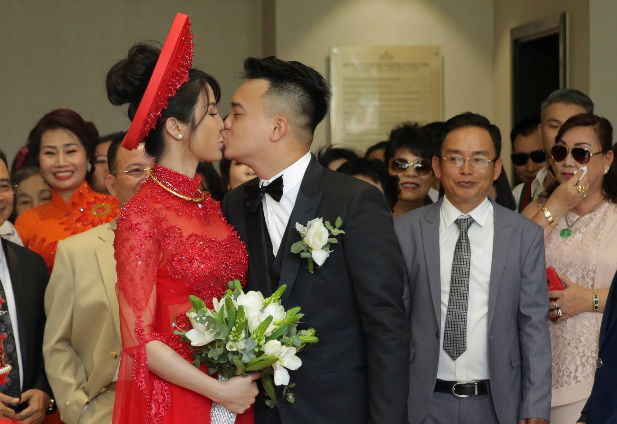 Diep Lam Anh lo bung lum lum anh 4