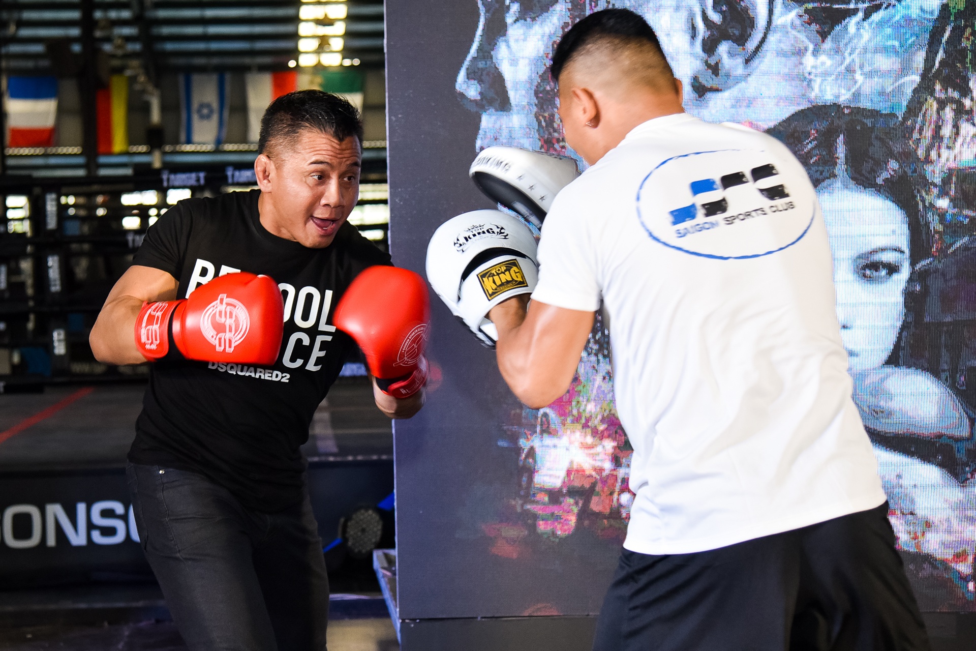 Cung Lê đấu võ ở sự kiện ảnh 4 Cung Le dau vo o su kien anh 4