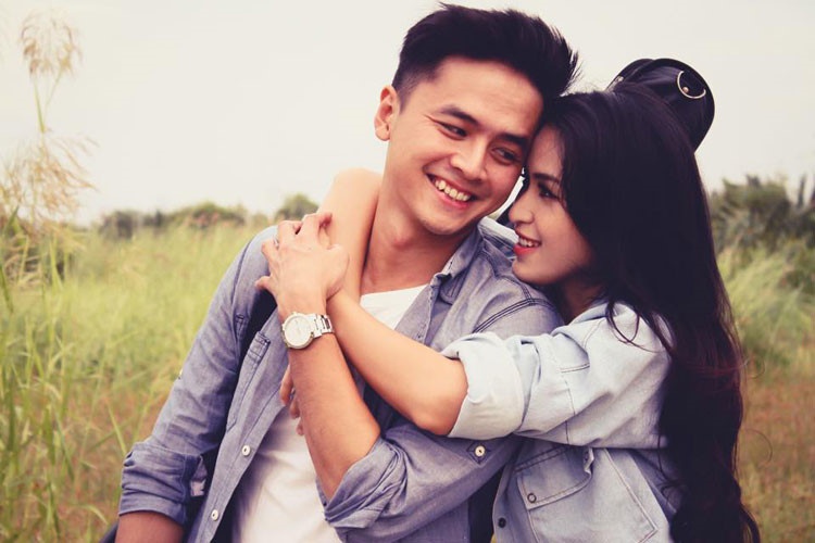 Văn Anh đóng phía trước là bầu trời ảnh 2 Van Anh dong phia truoc la bau troi anh 2