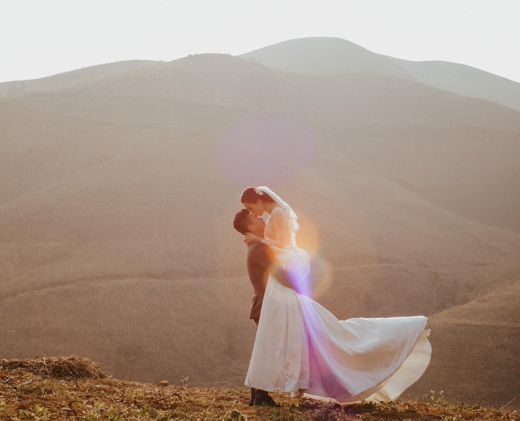 Lam Vu ket hon voi vo Viet kieu anh 8