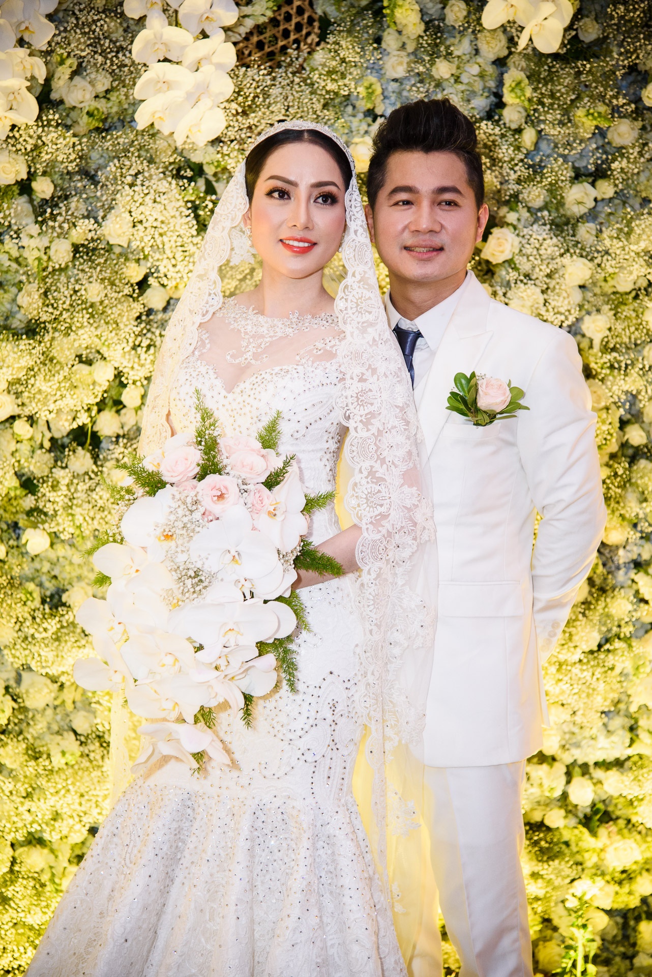 Dam cuoi Lam Vu va vo Viet kieu anh 1