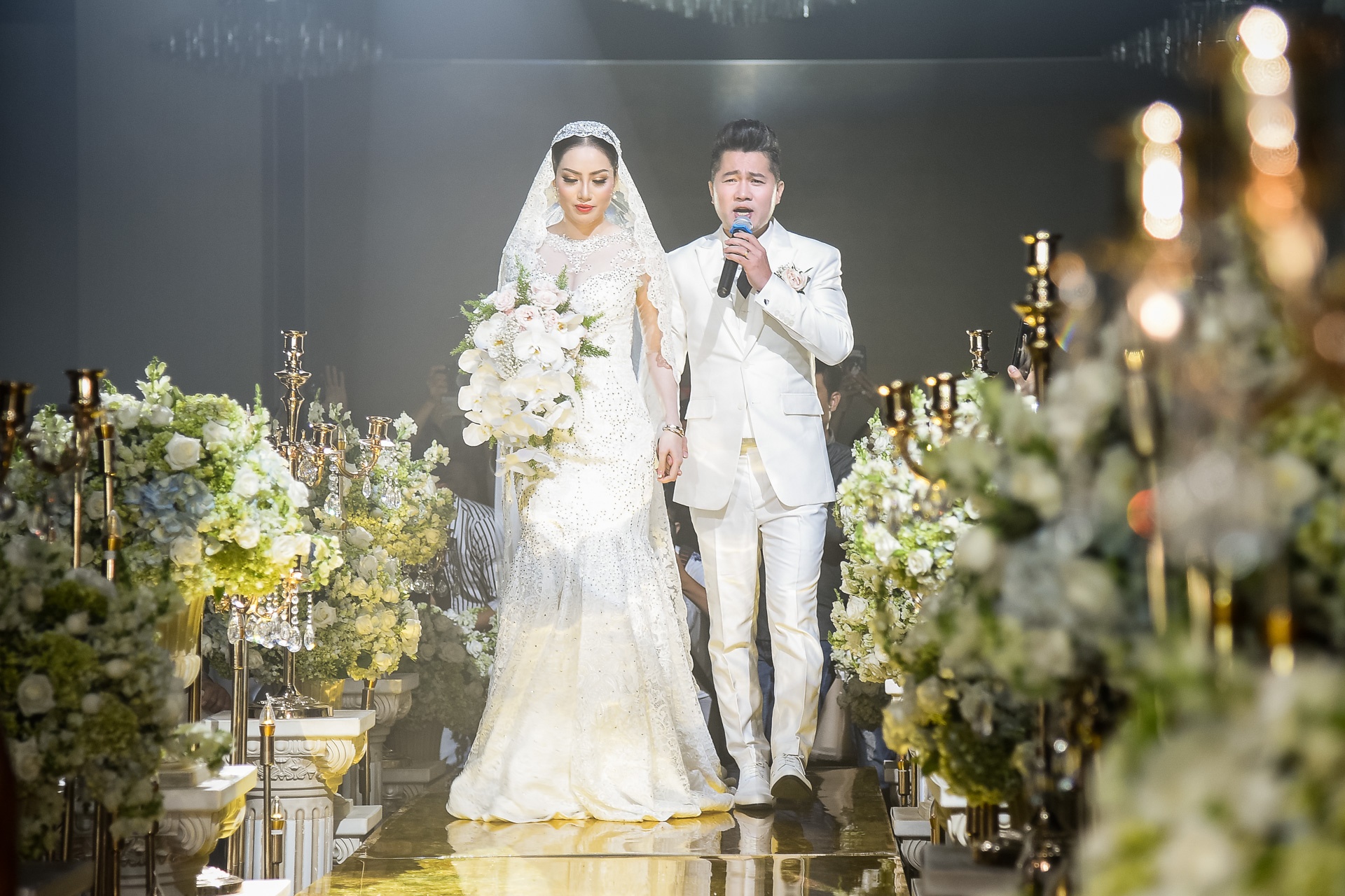 Dam cuoi Lam Vu va vo Viet kieu anh 11