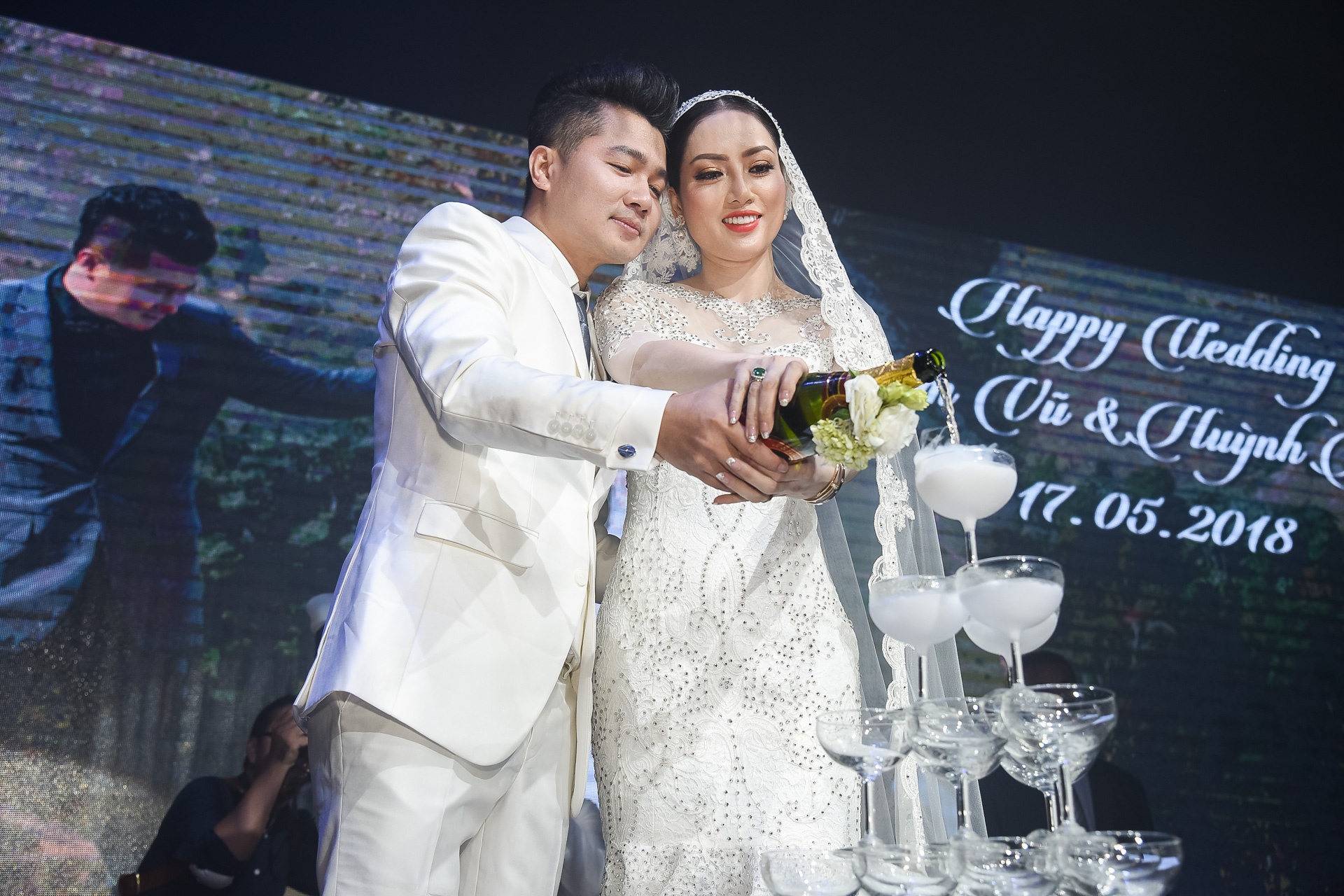 Dam cuoi Lam Vu va vo Viet kieu anh 12