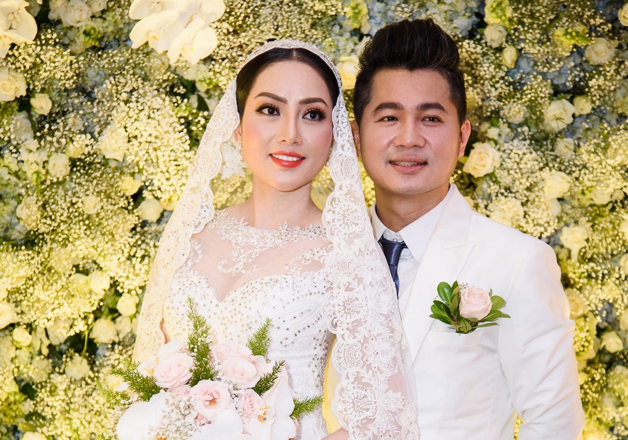 Lâm Vũ thừa nhận vợ có bầu 4 tháng ảnh 1 Lam Vu thua nhan vo co bau 4 thang anh 1