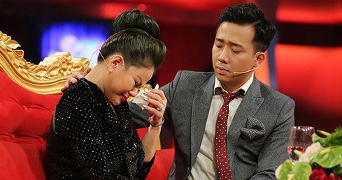 Duy Phuong den toa de phan ung chuyen chua xu vu Sau anh hao quang hinh anh