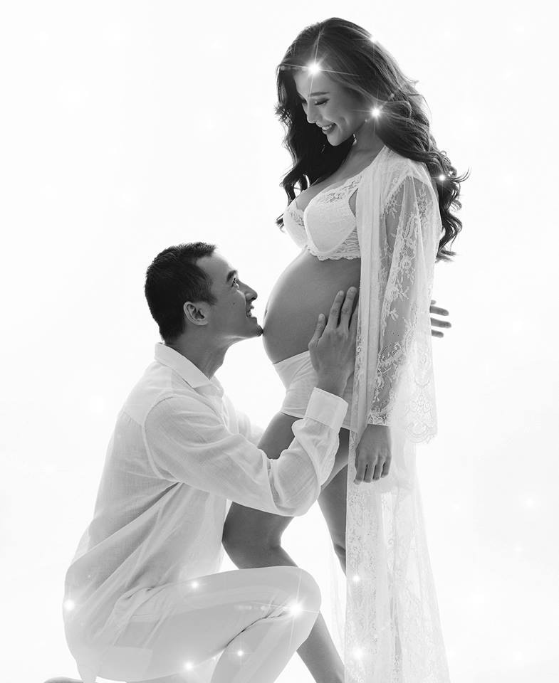 Thuy Diem khoe bung bau ben Luong The Thanh anh 1