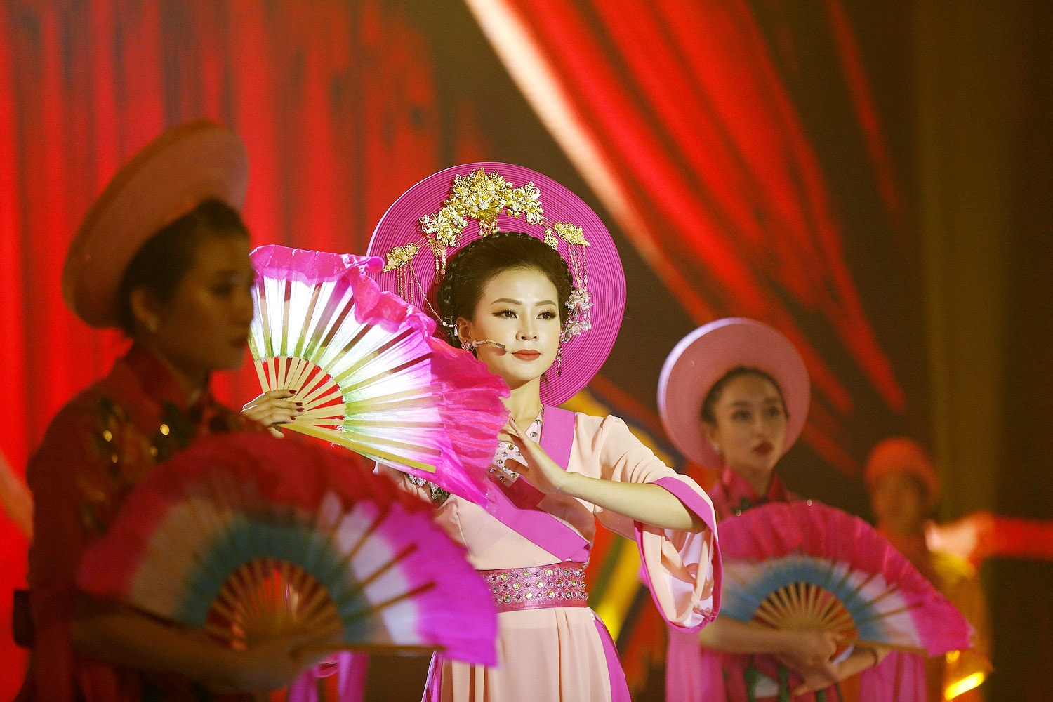 Quy Binh chet vi nhan sac cua Thien Huong anh 1